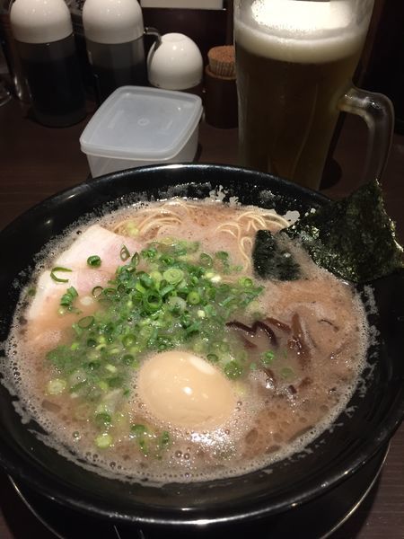 「ラーメン¥750+味玉¥100」@博多一瑞亭の写真