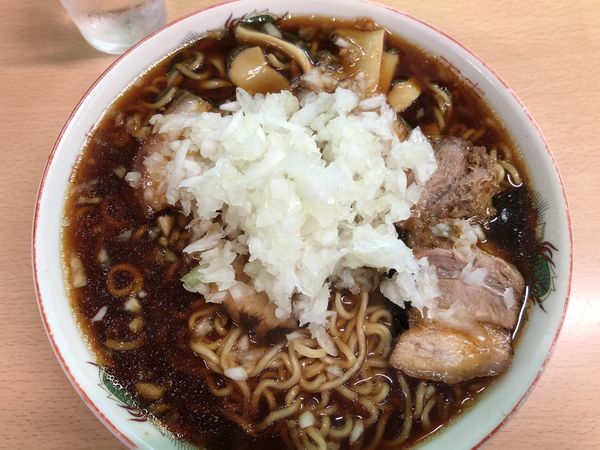 「ラーメン＋やくみ」@梅乃家の写真