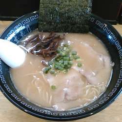 ラーメン　750円
