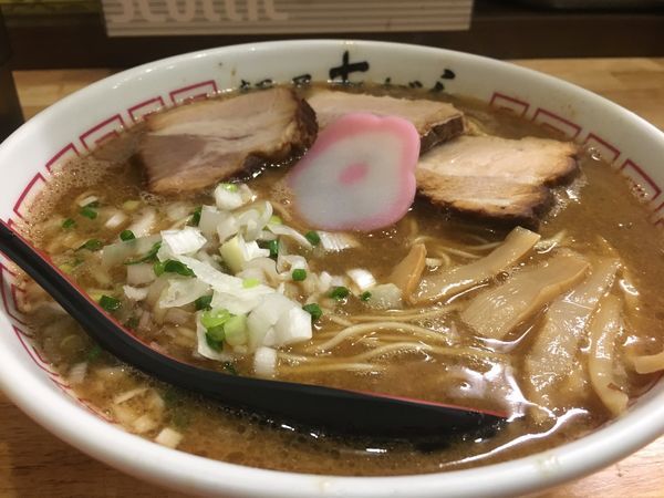 「豚骨中華そば」@麺屋あがらの写真