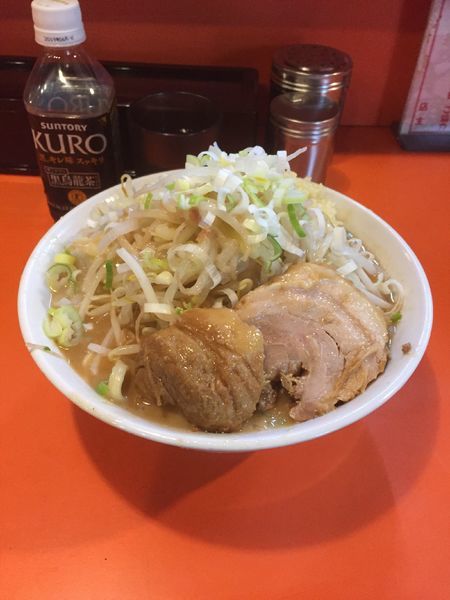 「らーめん 豚一切れ(ニンニクマシマシ ヤサイ アブラ ねぎ)」@ちばからの写真