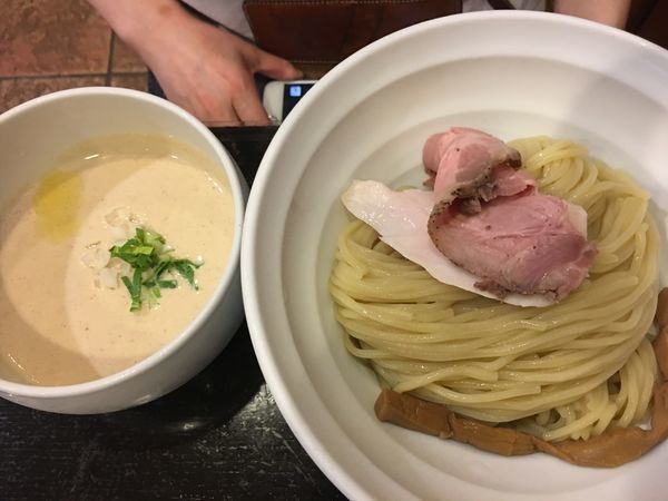 「【限定】 冷やしホワイトつけ」@七福軒の写真