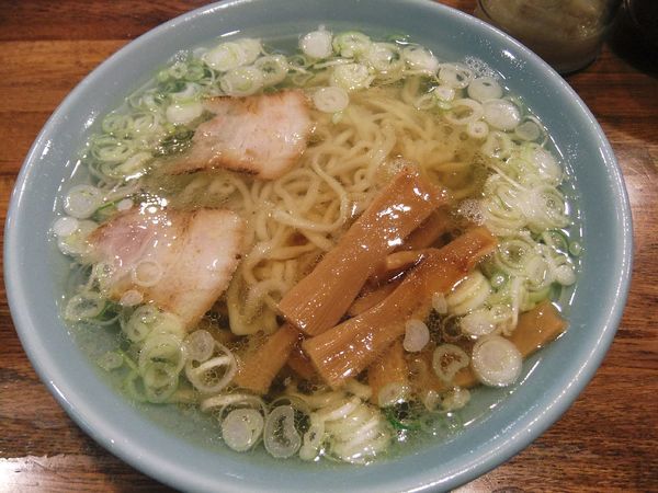 「醤油ラーメン（600円）」@丸信ラーメン 駅前店の写真
