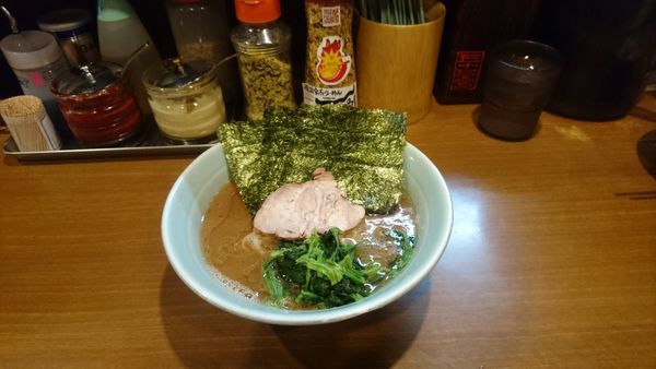 「ラーメン並」@横浜家系ラーメン 五十三家の写真