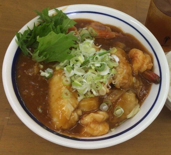 「【限定 菊月】俺のワンタン チリソースW」@MENYA 食い味の道有楽の写真