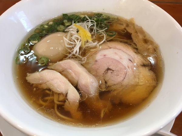 「限定らぁめん 鶏清湯 醤油」@らぁ麺屋 晴天の写真