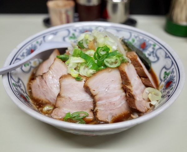 「豚骨醤油チャーシューメン…900円」@麺房マービンの写真