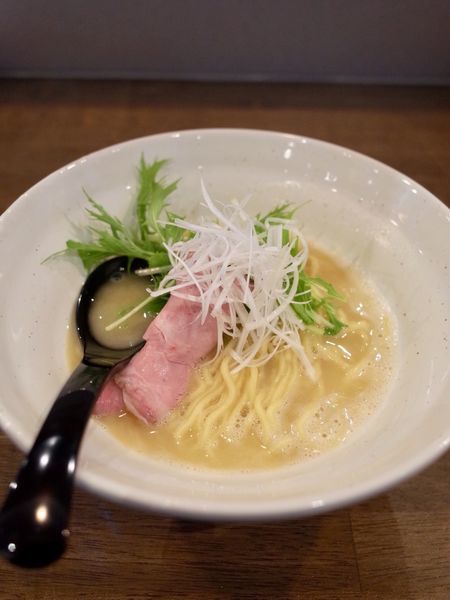 「鶏白湯…780円」@ラーメン翼の写真