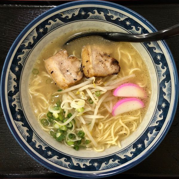「ラーメン (450円)」@麺食堂とまとの写真