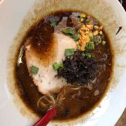 長浜黒ラーメンAセット替玉