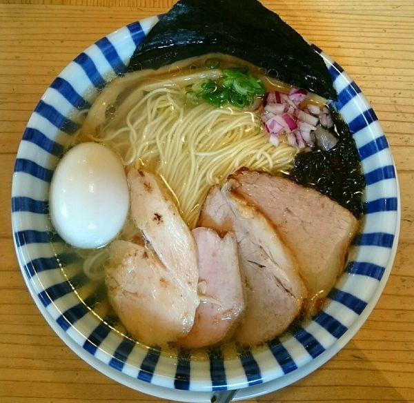 「鶏と貝のしおらーめん 特製トッピング かき氷」@ねいろ屋の写真