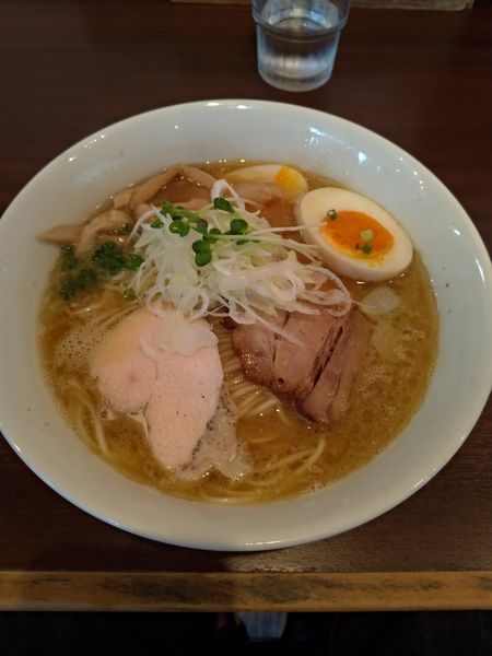 「濃厚醤油鶏そば」@麺屋 くまがいの写真