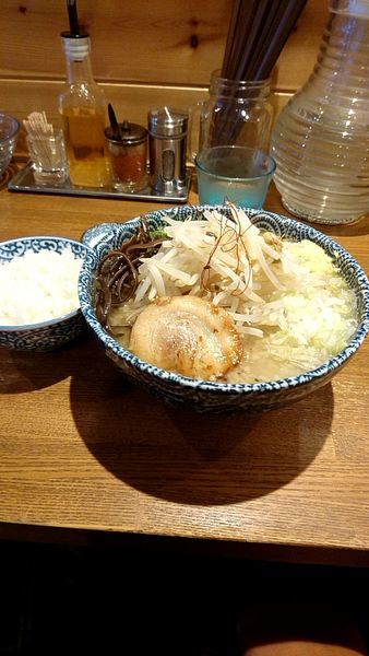 「中華そば780円大盛100円小ライス無料」@麺恋処 爆龍の写真