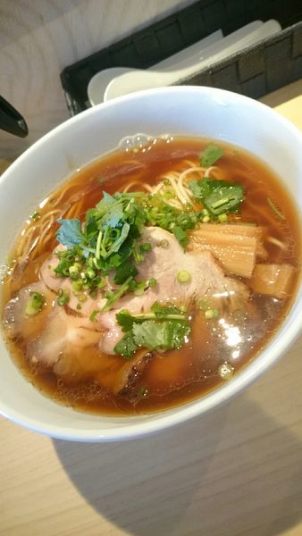 「焼豚そば（黒醤油）  １０８０円」@支那そば まるこうの写真