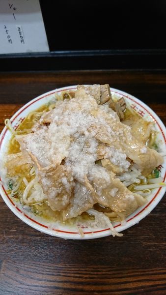 「特チャーシューメン+カレー（アブラましまし）」@らーめん ましまし亭の写真