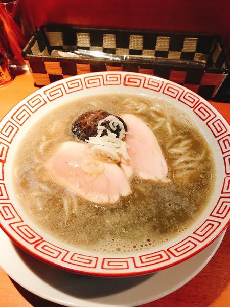 「煮干しラーメン&ミニ牛丼(つゆだく)セット1000円」@食堂酒場 Graciaの写真