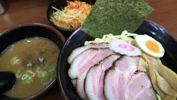 「つけ麺￥500+ﾈｷﾞ+ﾁｬｰｼｭｰ」@らーめん せい家 町田店の写真