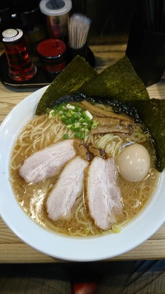 「特製ラーメン 大盛」@こく味ラーメン かしわ屋の写真