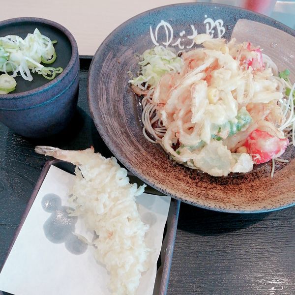 「季節のかきあげそば（カニカマとオクラ）＋海老天（クーポン）」@ゆで太郎 加須上種足店の写真