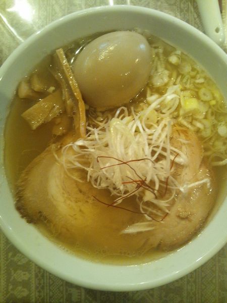 「塩ラーメン(味玉付き)」@ラーメン 由の写真