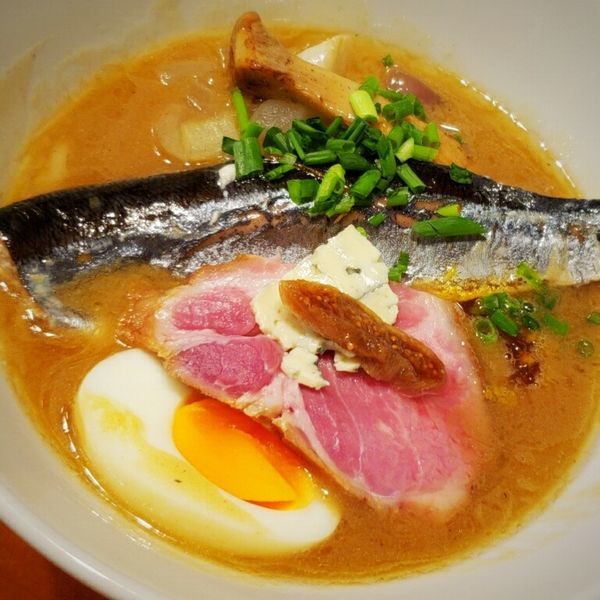 「【限定】秋刀魚の濃厚と秋刀魚のコンフィにカボスジュレ　千円」@麺屋CHIKUWAの写真