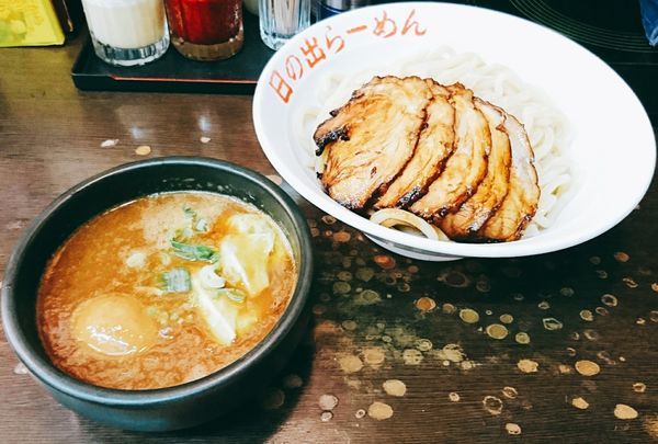 「剛つけ麺 味卵 チャーシュー」@日の出らーめん 横浜桜木町本店の写真
