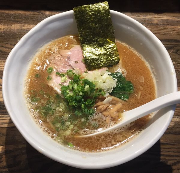 「醤油ラーメン800円」@RAMEN CiQUEの写真