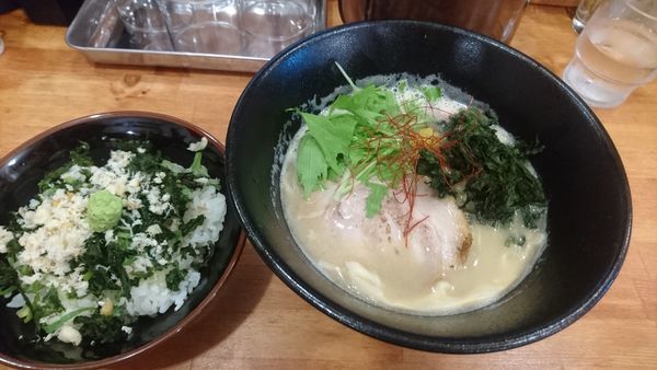 「真鯛濃厚そば+コマ辛替玉+鯛雑炊」@麺処 こみねの写真