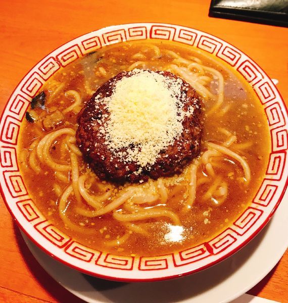 「カレーハンバーグラーメン&ご飯セット＋秋刀魚のカレー(忖度)10」@食堂酒場 Graciaの写真