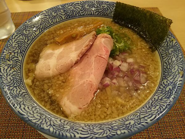 「背脂煮干そば　（並盛）　※太麺」@らーめん セアブラノ神 壬生本店の写真