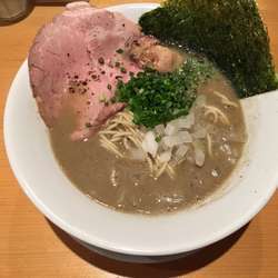 濃厚牡蠣煮干中華そば