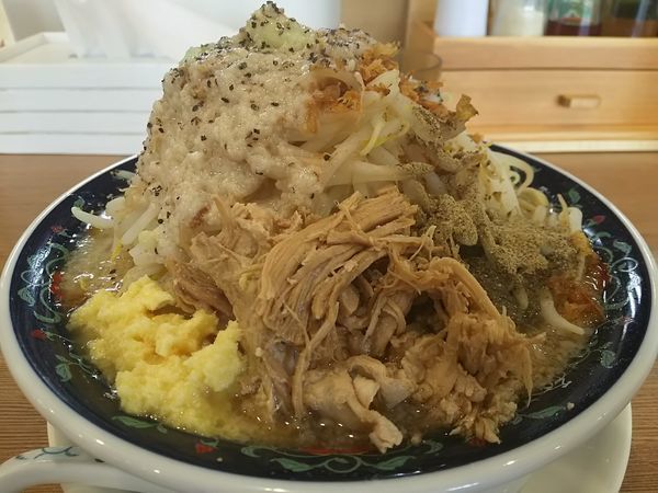 「ニボジロー（塩）　※野菜、生姜、アブラ増し　（大盛：無料）」@凌駕 IDÉAの写真