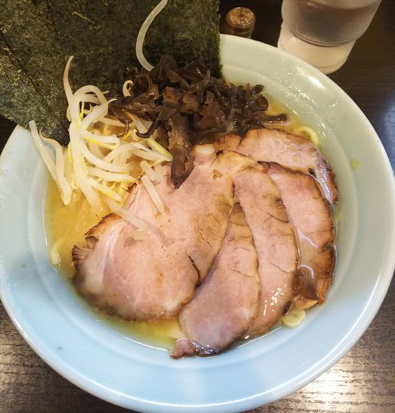 「ﾁｬｰｼｭｰ麺(並)￥900」@横浜ラーメン 増田家 西船橋店の写真