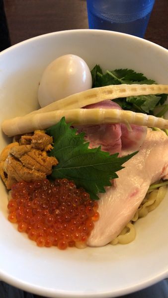 「北海道産生ウニ・イクラのまぜそば(980円)」@麺匠えにしの写真