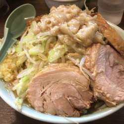 大ブタ 野菜マシニンニクマシ油マシマシ