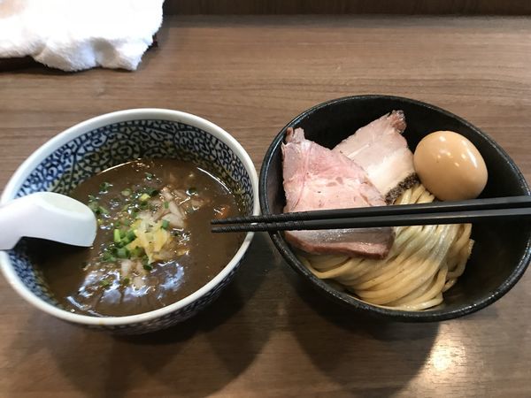 「味玉極濃煮干しつけ麺+玉ねぎ」@煮干しつけ麺 宮元の写真