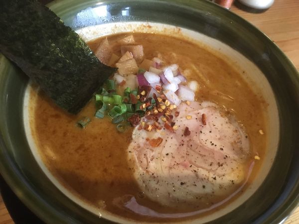 「激辛とりまみれ950円」@らーめん タンポポの写真