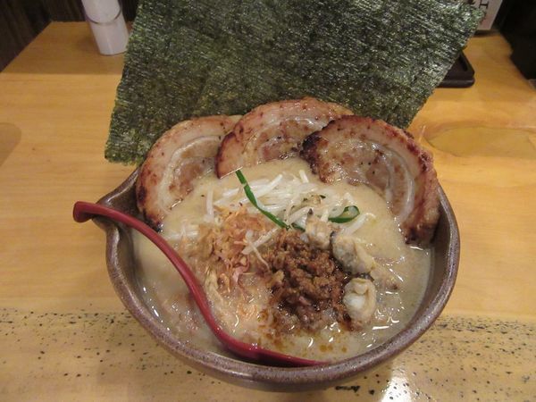 「限定　江戸前味噌炙りチャーシュー麺（１１１２円）」@麺場 田所商店 牛久店の写真