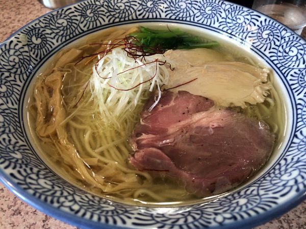 「淡麗塩そば（開店サービス価格 650円）」@麺処 かつ善の写真