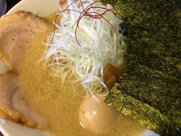 「全部のせ（塩とんこつ）＋替玉」@麺屋 蓮花の写真