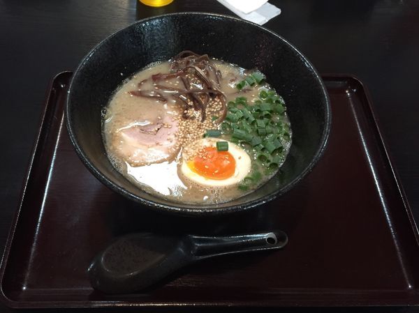 「塩豚骨」@一匹の鯨の写真