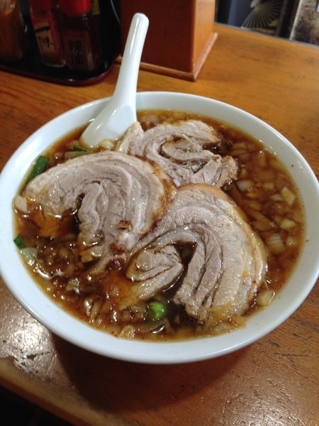 「しょうゆらんしゅうめん チャーシュー入り」@御食事処 やちよの写真