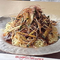 「冷し麻辛麺850円辛さMAX＋50円」@ランチボックス 別館8階の写真