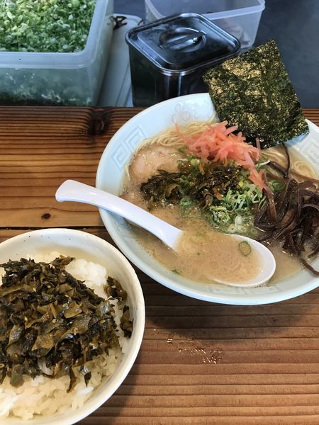 「ラーメン¥650&ランチサービスライス」@博多濃麻呂 二子玉川店の写真
