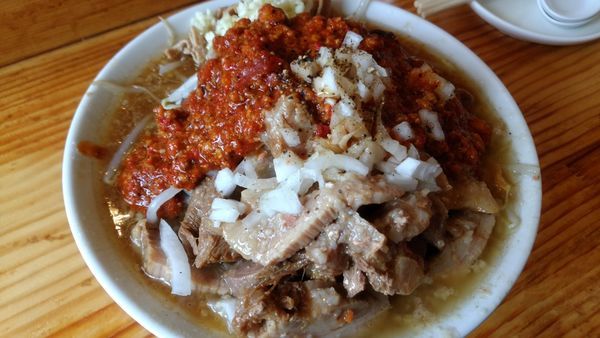 「ぶた入りオロチョンラーメン700円」@にかいやの写真