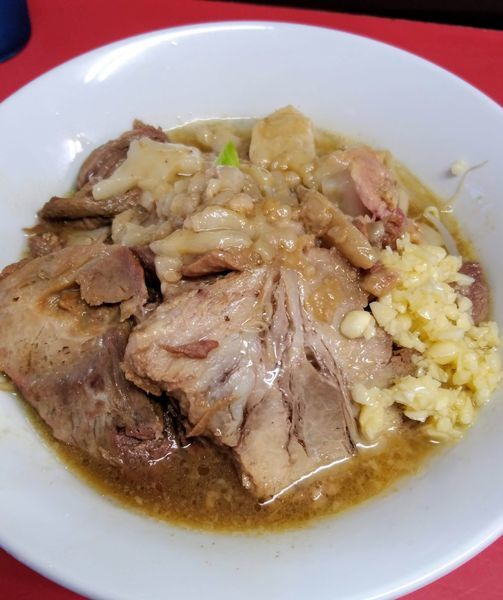 「ラーメン（並）700円＋豚まし 200円」@ラーメンハイキックの写真