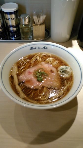 「しょうゆらーめん　800円」@中華蕎麦 あお木 secondの写真