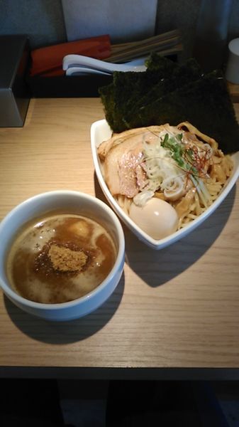 「特製つけ麺　1242円　ラーパス特典　大盛り」@杏と桜の写真