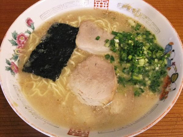 「ラーメン（並）（650円）」@バスラーメンの写真
