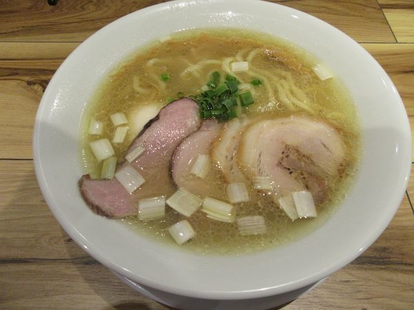 「特級中華そば塩（１０５０円）」@土浦麺処 龍乃舞の写真